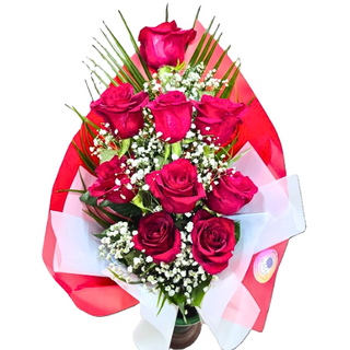 Buchet elegant cu 9 trandafiti rosii 