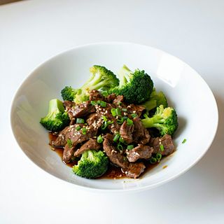 Carne de vită cu broccoli