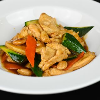 143 Pollo alle mandorle