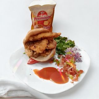 Khobezat Crispy (KFC) على الفحم