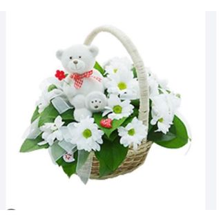 კალათის კომპოზიცია დათუნიასთან ერთად