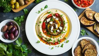 Хумус с кьополу и овче сирене