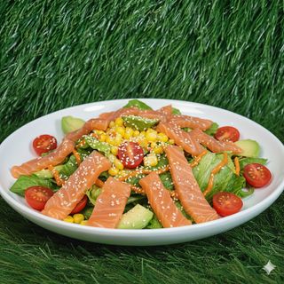 Insalata mista con salmone
