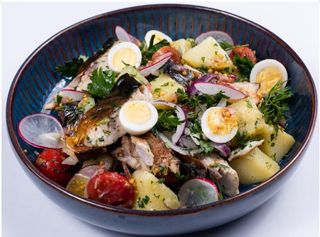 Салат из копченой макрели (450 гр.)