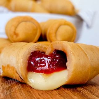 Tequeños Guayaba y Queso (6 Uni)