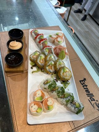 Assortiment de 16 pièces