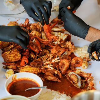 Mini Bucket cu fructe de mare la punga 2 persoane 