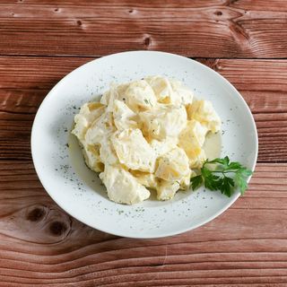 Patatas Al Alioli (Ración)