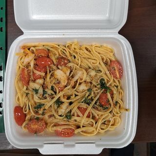 Makaron z krewetkami na ostro 