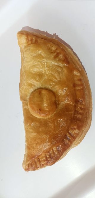 Empanadilla De Atún