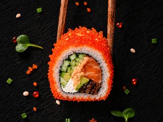 SALMON CALIFORNIA TOBIKO SER