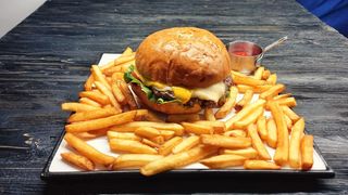 Бургер классика (говяжий) 