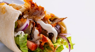 Döner dürüm piadina kebab