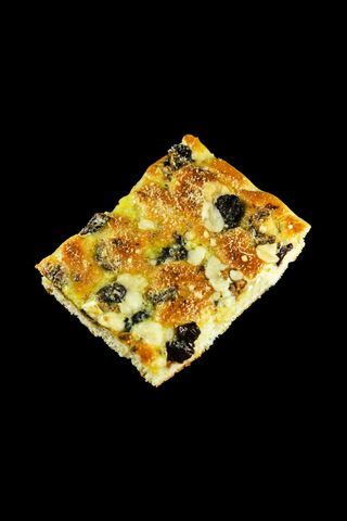 Bianca con acciughe olive