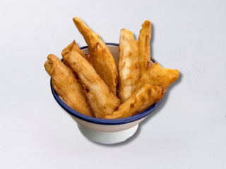 Media ración: Yuca frita