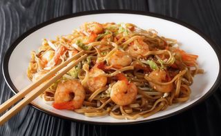 Yakissoba de camarão