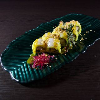 181. Uramaki yellow submarine