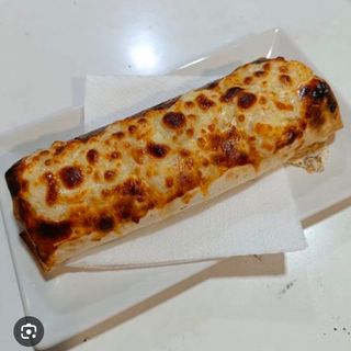 Durum gratinada solo carne con salsa de barbacoa 