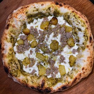 Pesto con salsiccia e patate al forno