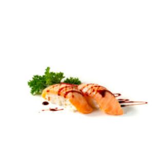 99  nigiri salmon con foie flameado (2pzs)