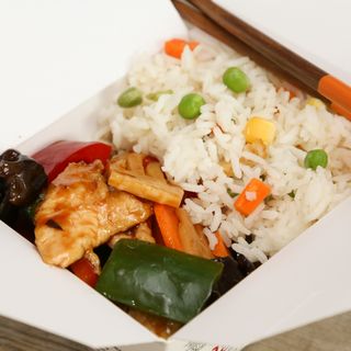 Meniu cutie pui +Pepsi 250 ml