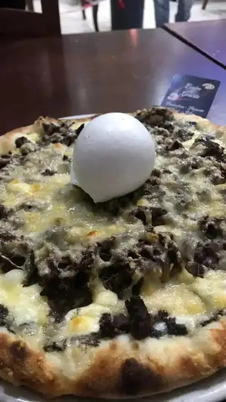 Pizza Centro di Gravita`