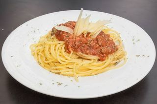 Spaghetti A La Bolognese