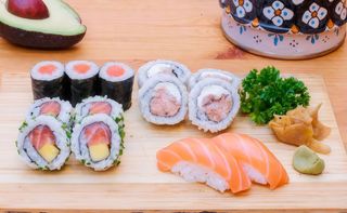 MENÚ PHILADELPHIA - 14 piezas -