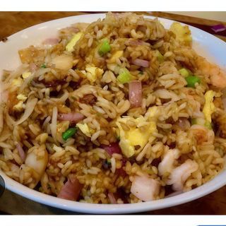 Arroz frito con gambas con soja