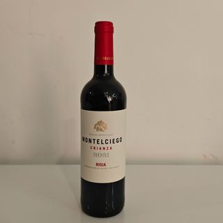 Vino tinto de la casa