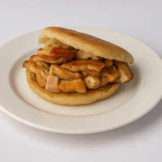 Roujiamo de Pollo con salsa Teriyaki (2uds)