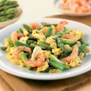 Revuelto De Ajetes Y Gambas
