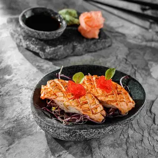 Nigiri Somon Tataki