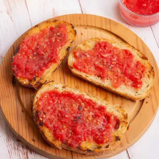 Pan Al Tomate