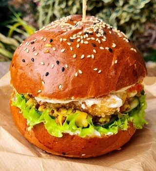 Бургер Фітнес з креветкою