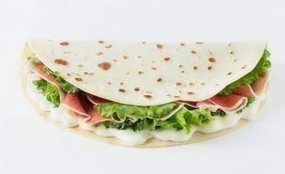 16. Piadina con culatello, scquacquerone e rucola