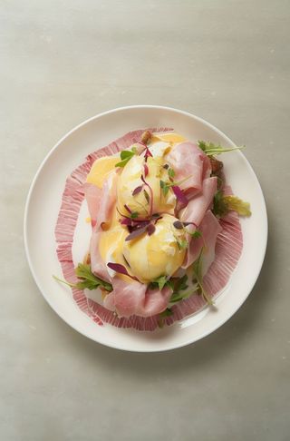 Huevos Benedictinos Jamón Cocido
