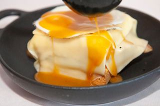 Francesinha de Porco