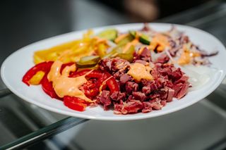 Shaorma ciolan la farfurie