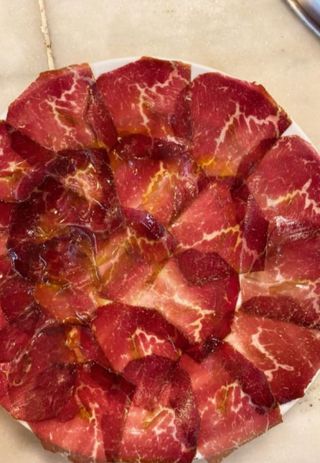 Cecina De Angus