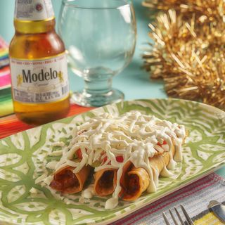 Flautas De Pollo (3 Uds.)