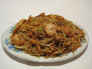 131. Спагети с пиле и зеленчуци