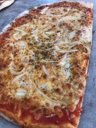 Pizza paesana (33 cm.)