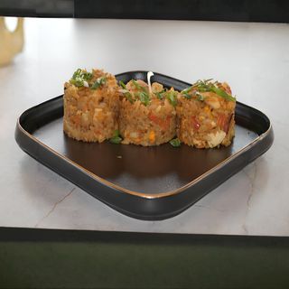 Fried Rice cu fructe de mare/pui/porc