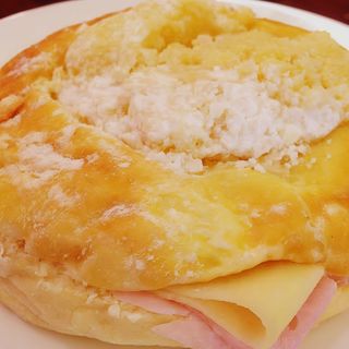 Pão deus com queijo