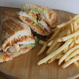 Bocadillo De Pollo