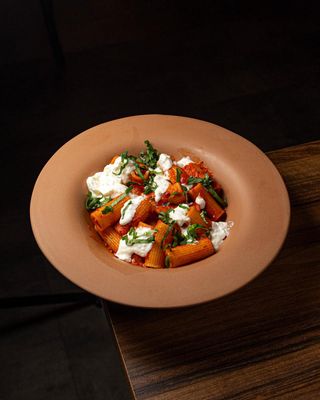 Rigatoni n'duja e stracciatella