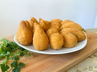 20 Salgados Sortidos