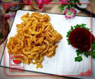 G8 შემწვარი კალმარი სეზამის მარცვლებით