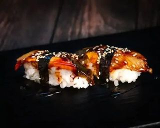 Nigiri Anguila (2 Uds.)